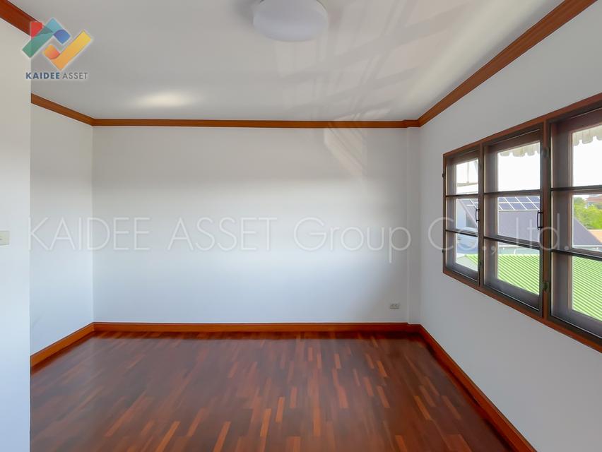 ทาวน์เฮ้าส์ ซอย นาคนิวาส 37 แยก 1-8 ถนน ลาดพร้าว 71 ขายถูก 10