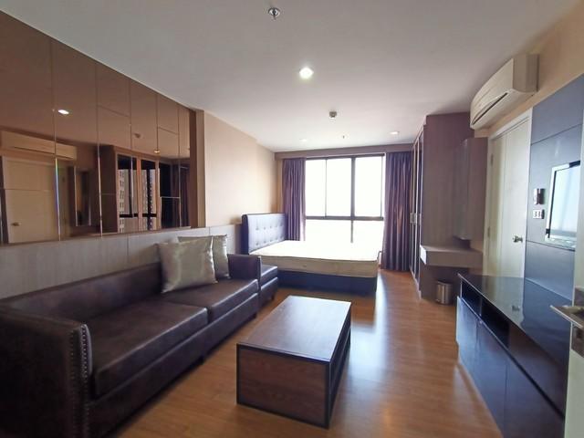 เช่าถูก 9,000 บาท ** สตูดิโอ ** รหัส 180203 ** The Tree Interchange Condo ** ติดรถไฟฟ้า เตาปูน / บางโพ ** 088-398-3835 MR.BOAT 5