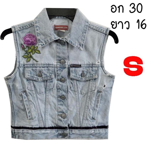 กั๊กยีนส์ ไซส์ S แต่งขาดเท่ ๆ ปักดอกไม้สีสด มีกระเป๋าอก+ข้าง ผ้านุ่มใส่สบาย พร้อมส่ง ไม่ต้องรอ