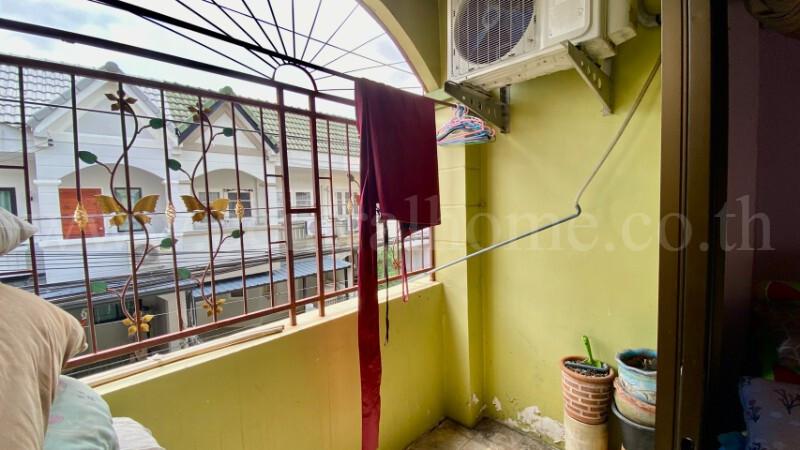 ทาวน์เฮ้าส์ บัวทองธานี ถนนกาญจนาภิเษก ทำเลดี เดินทางสะดวก 14