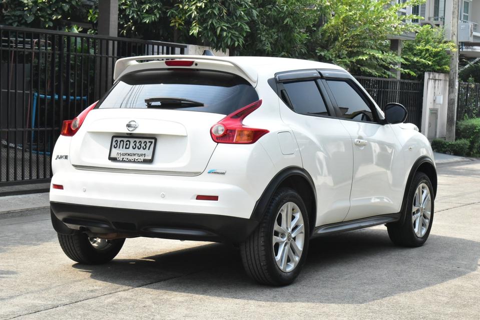 Nisssan Juke 1.6V auto  12