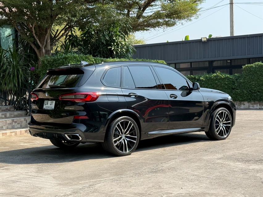 2020 BMW X5 30D MSPORT รถมือเดียวออกป้ายแดง รถวิ่งน้อยเพียง 50,000 กม เข้าศูนย์ทุกระยะ รถไม่เคยมีอุบัติเหตุครับ รูปที่ 3
