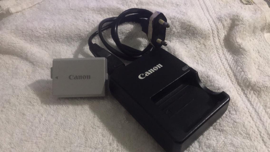 Canon ถาดชาร์จถ่าน 4