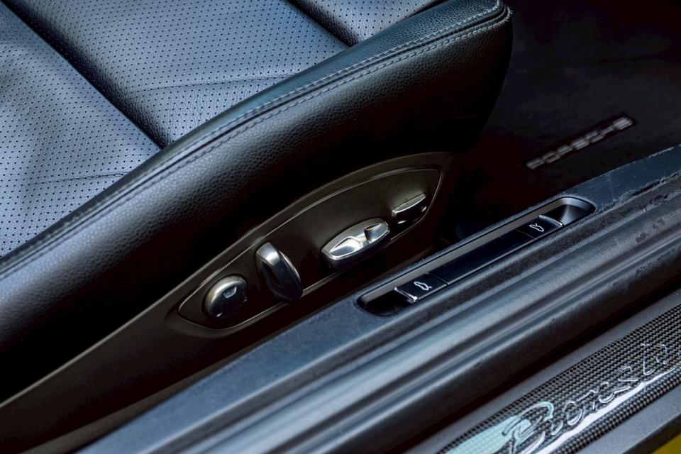 Porsche 718 Boxster 2.0 2017 āļĢāļđāļāļāļĩāđ 11