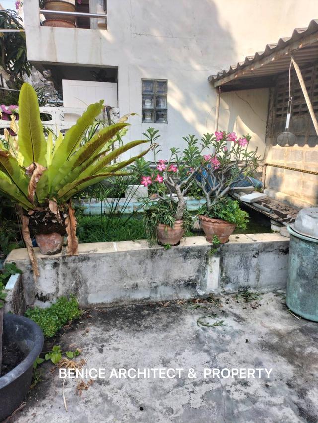 ขาย !!! ทาวน์เฮ้าส์ 2 ชั้น ทำเลทอง ใกล้แยกบางนา 10