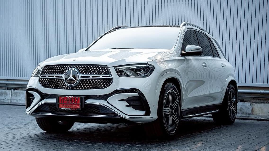 MERCEDES-BENZ GLE300d AMG 4MATIC FACELIFT 2024 สีขาว ไมล์น้อยมาก