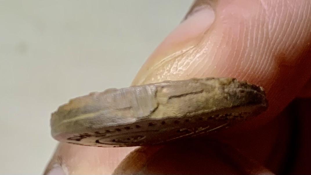 หลวงพ่อโสธร เหรียญหล่อยดน้ำ รุ่นสร้างพระอุโบสถ ปี2537 เนื้อโลหะ