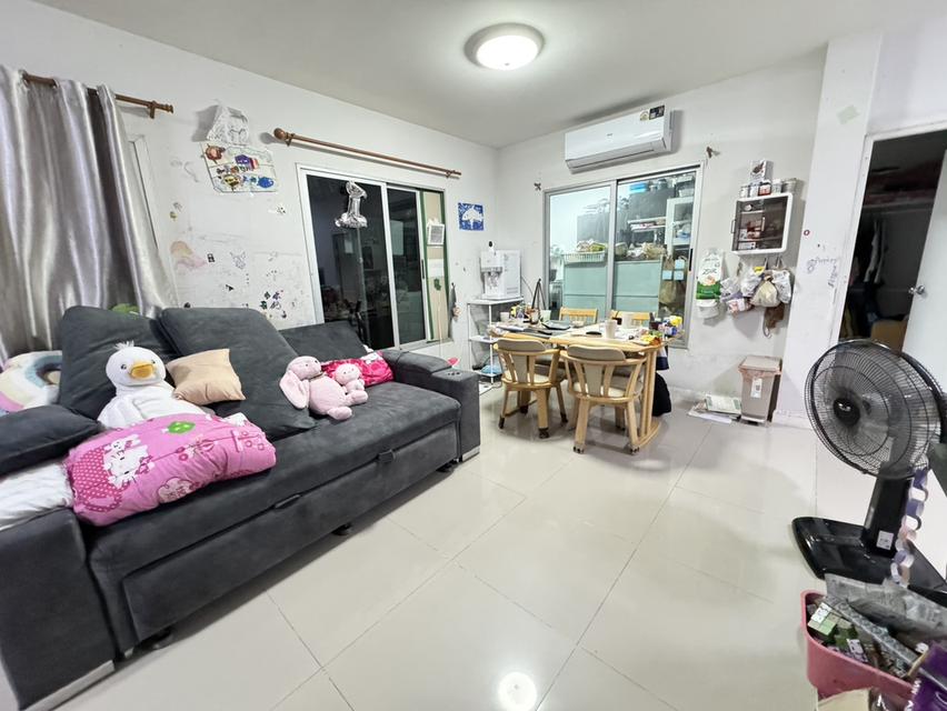 ขายด่วนทาวโอมหลังใหญ่ มบ.ไอดีไซน์ 1