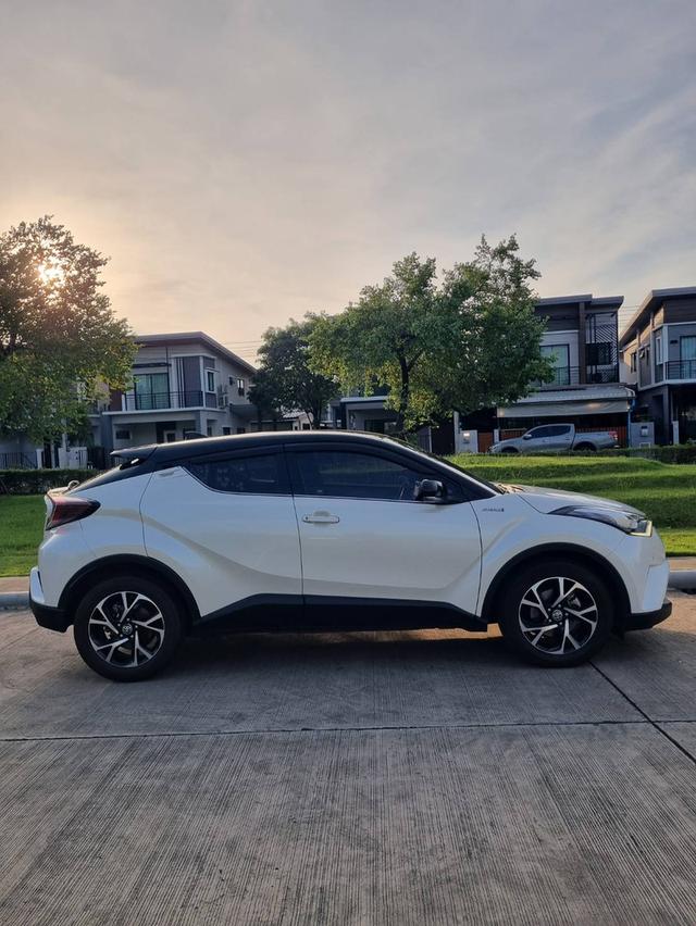 Toyota chr 1.8hybrid hi ปี2019