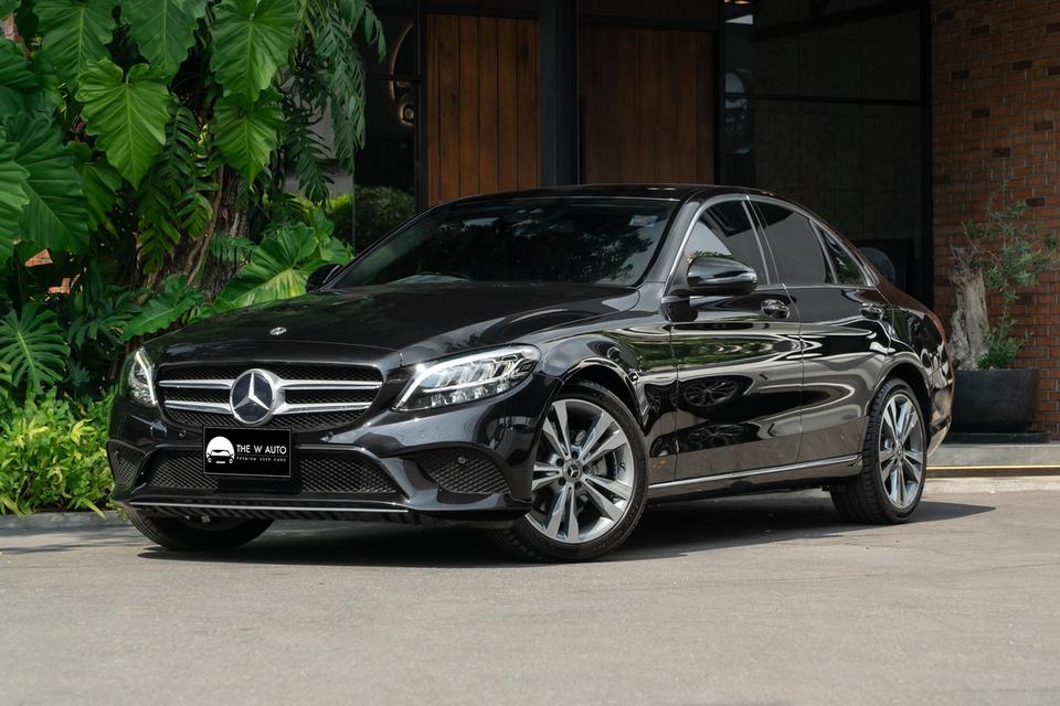 “Mercedes-Benz C220d Avantgarde” ปี 2018