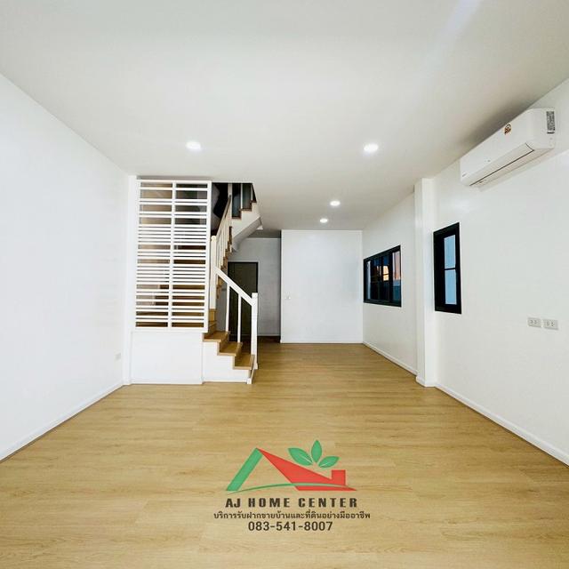 ขายบ้านแฝด30ตรว. ซ.โกสุมรวมใจ36 แยก11 รีโนเวทใหม่ จัดกู้ฟรี 3