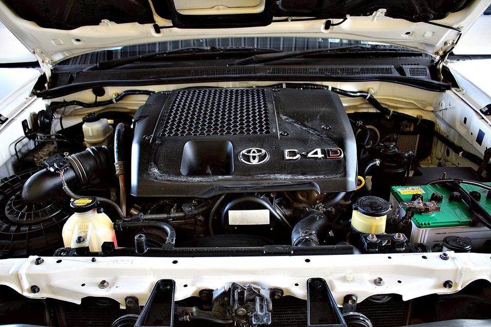 ติดล่าช้า ติดแทร็กซิ่ง ออกรถได้ fortuner 3.0 V vn-turbo ดีเซล ตัวท็อป 7 ที่นั่ง ราคาคุยกันได้ รูปที่ 4