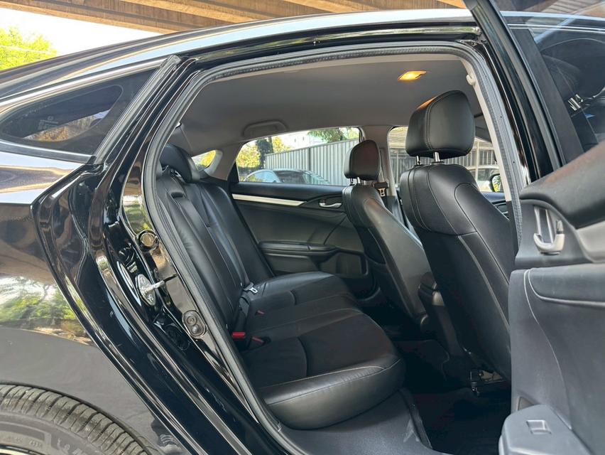 Honda CIVIC 1.5 TURBO RS AT ปี 2016 รูปที่ 14