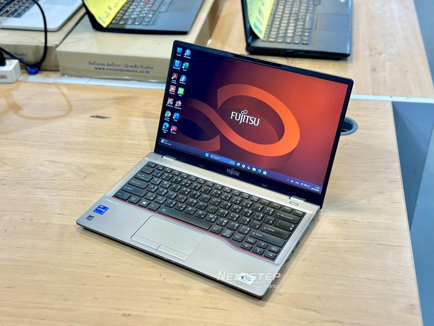 NOTEBOOK Fujitsu LifeBook U7411 / CORE i7-1165G7 / RAM 16GB / SSD 512GB M.2 / iRis Xe Graphics / LED 14 นิ้ว HD