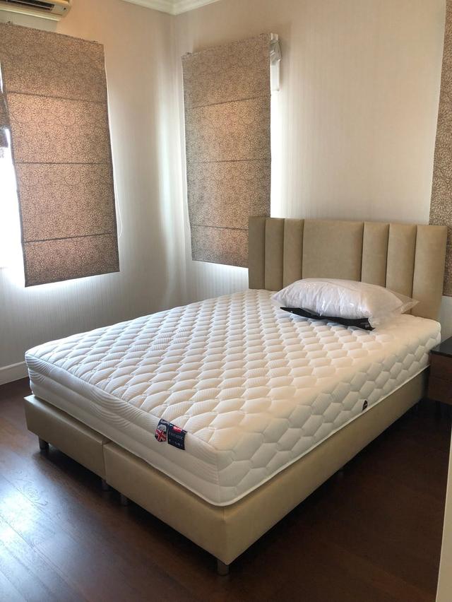 Vายบ้านหรู หมู่บ้านนาราสิริ บางนา กม 10 14