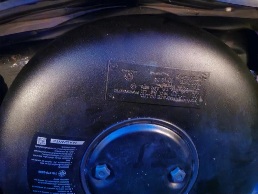 BENZ E200 NGT-LPG สะดวก ปลอดภัย ดูแลง่าย 5