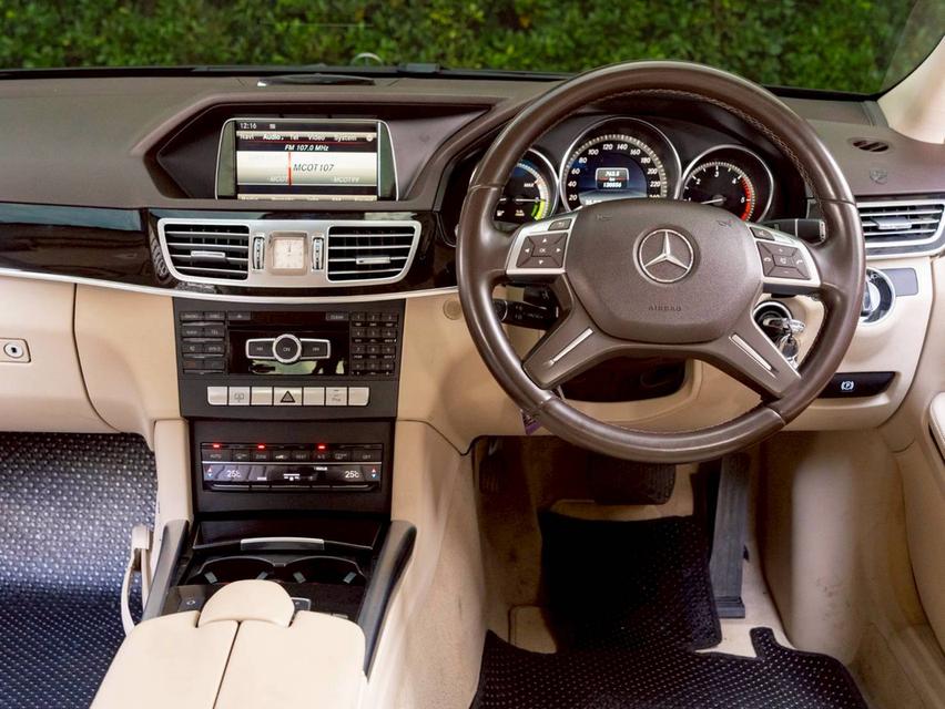Benz E300 2.1Exclusive ปี17 11