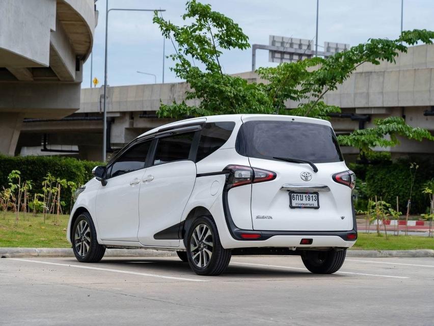 TOYOTA SIENTA 1.5V ปี 2017 สภาพสวยมาก 6