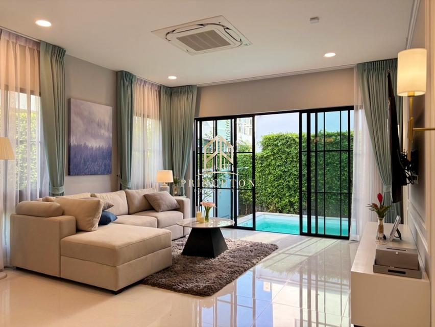 House For Rent Nantawan Rama 9 New Krungthepkreetha, with Private Swimming Pool. 3