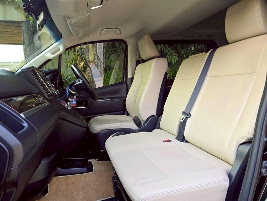 รหัสรถ PAT6009 Toyota Majesty 2.8 Premium ปี 2020 สีดำ 11