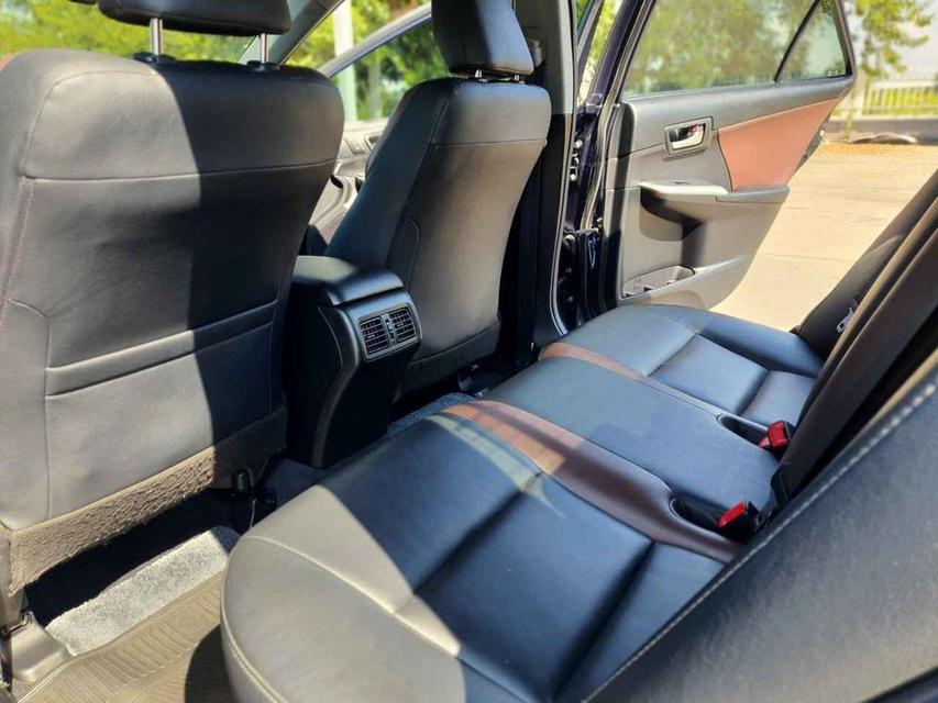 Toyota Camry 10
