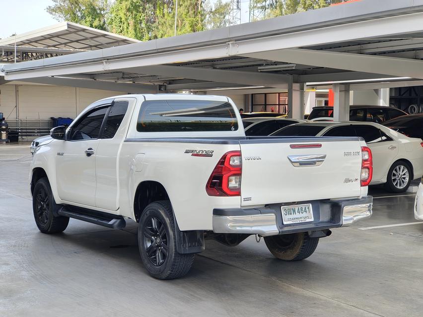 Toyota Revo 2.4 Prerunner Smart Cab MT