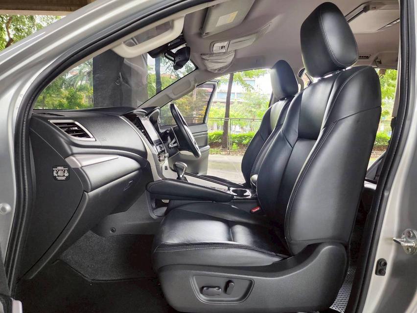 Mitsubishi Pajero Sport 2.4 GT PREMIUM AT 2WD ปี 2020 รถสวยมือเดียว ไมล์น้อย 17