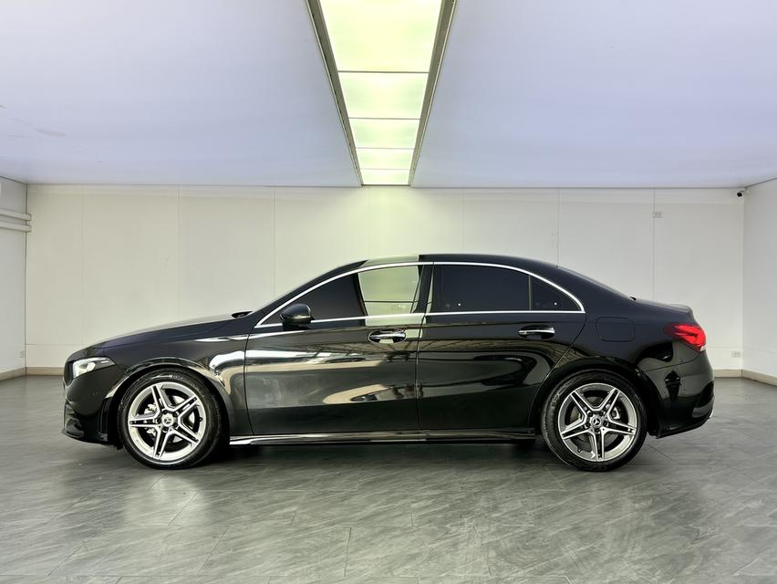 Mercedes-Benz A200 AMG Dynamic 2022 5