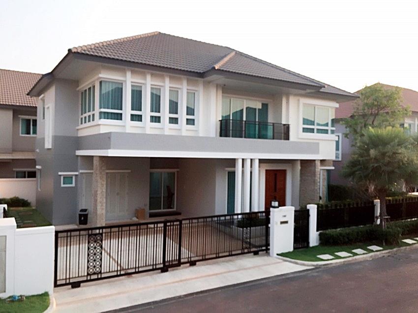 ให้เช่า/ขาย โครงการ แกรนด์ บางกอก บูเลอวาร์ด พระราม 9-ศรีนครินทร์ บ้านเดี่ยวสุดหรู 75 ตารางวา 4 ห้องนอน 4 ห้องน้ำ ตกแต่งครบ 1