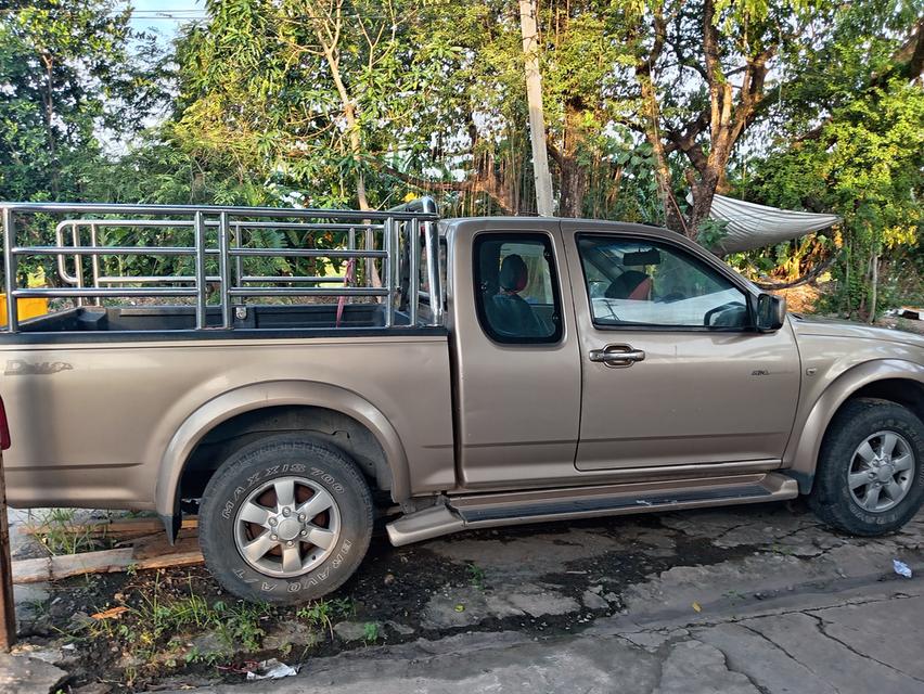 Isuzu​ d-max.​Hi​Lander​ 3.0 4