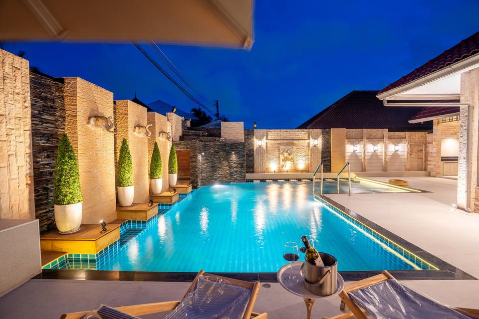 Pool Villa Pattaya Hill 2