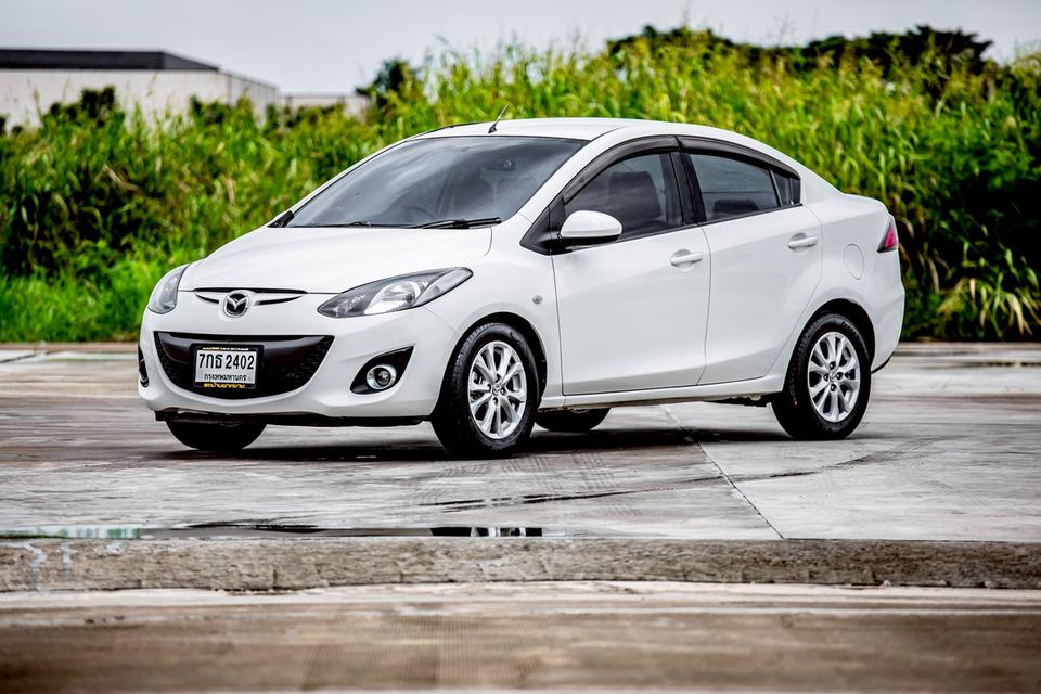 Mazda2 1.5 Spirit Sedan สีขาว ปี 2011 