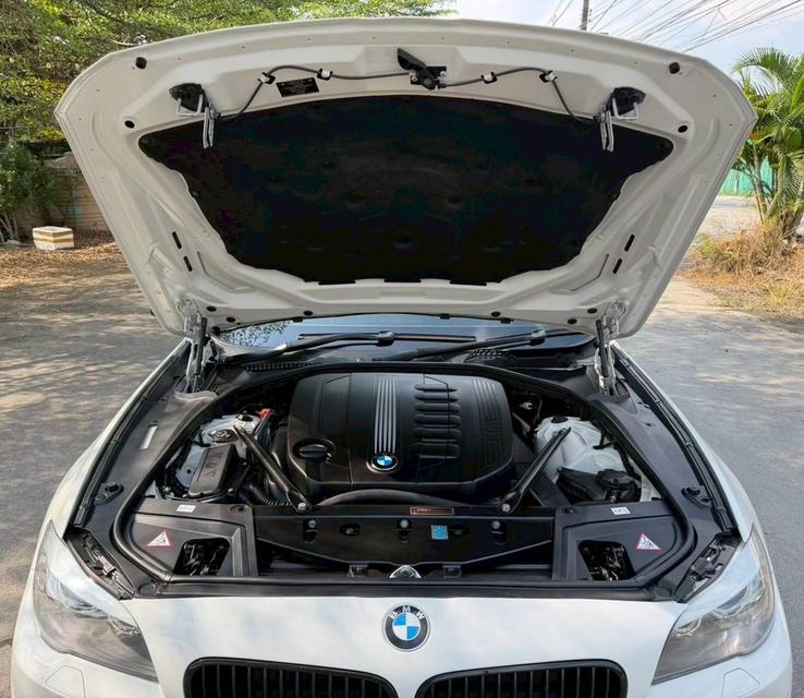 BMW 525D Top ปี11 ดีเซล สีขาวรถสวย สภาพสุดเนี้ยบ เข้าศูนย์ทุกระยะ รูปที่ 17