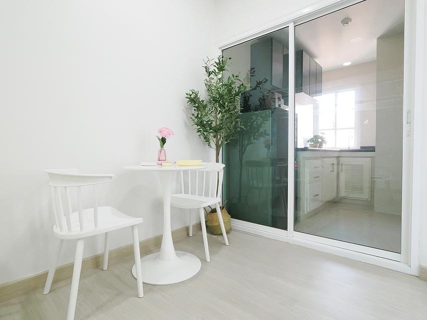 ขายราคาพิเศษ จอนนี่ ทาวเวอร์ 35.33 ตร.ม. ชั้น 10 ทำเลห้วยขวาง เดินทางสะดวก ใกล้ MRT แหล่งไลฟ์สไตล์ ออฟฟิศ รีโนเวทใหม่ พร้อมเฟอร์ คุ้มค่าทุกมิติ 4