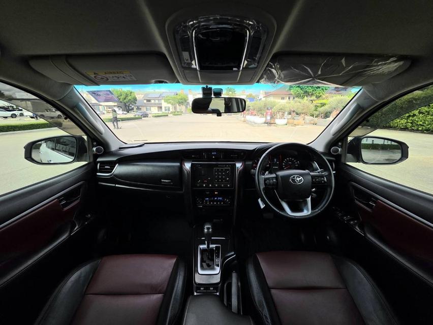 รหัสรถ PEAT608 🔥 สวยดุดัน TOYOTA FORTUNER 2.8 TRD Sportivo 2019 สีขาว. รูปที่ 13