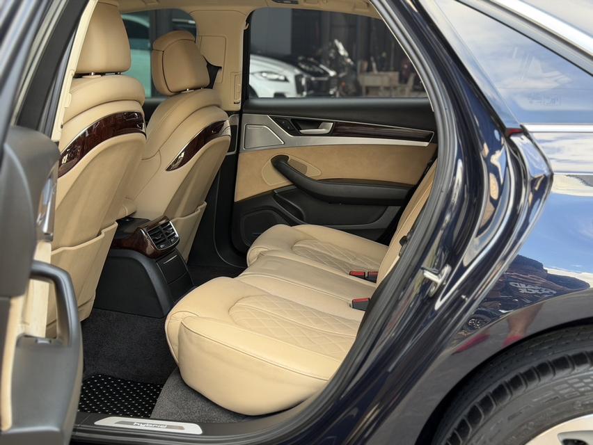 (แจ้งรหัสรถ JRS5108) 🚘 Audi A8 2.0 TFSI Hybrid ปี 2013 จด 2015 รูปที่ 5