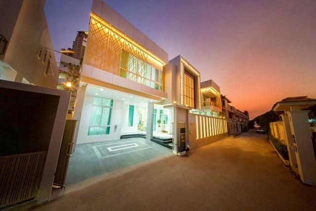 บ้านเดี่ยว 2 ชั้นดีไซน์สุดหรู ติดชายหาดจอมเทียน ตอบโจทย์ทุกไลฟ์สไตล์ 1