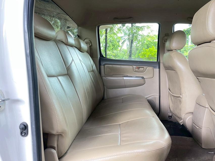 ขาย Toyota Vigo 2.5E ปี13 11