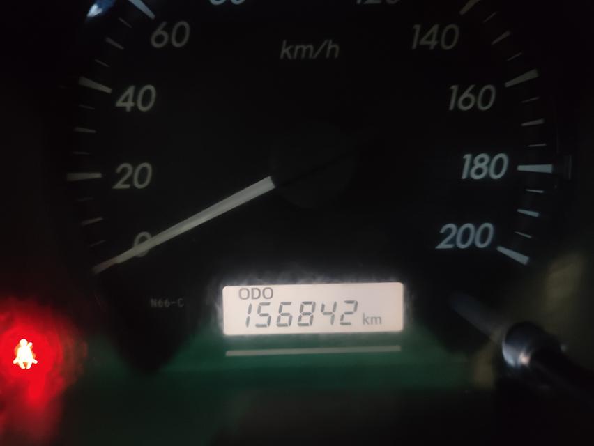 Toyota Vigo Champ prerunner 2.5E 9