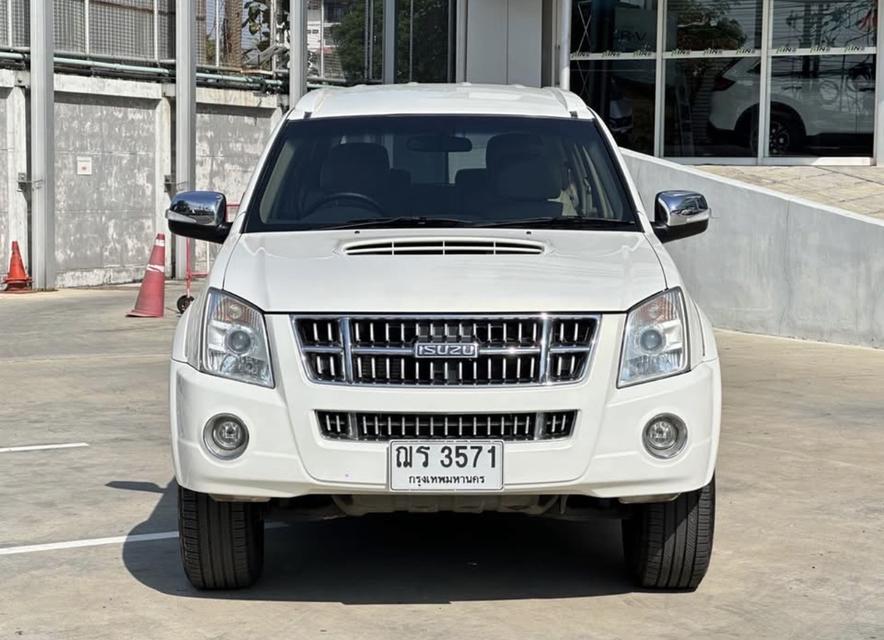 ISUZU MU-7 3.0 ขับ 2