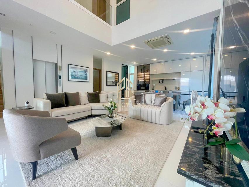 3-Storey Luxury Home VIVE Ekkamai - Ramintra 2