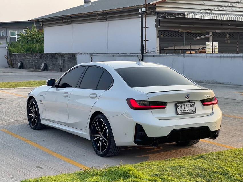 ด่วนๆ BMW 330e M Sport LCI TOP (G20) 2023 รถใหม่ แต่ประหยัดไป1ล้านเลยครับ 4