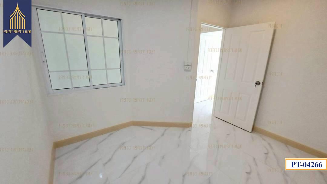 ขาย ทาวน์เฮ้าส์ มนวดี 13 บางคูรัด บางบัวทอง แต่งใหม่ 11