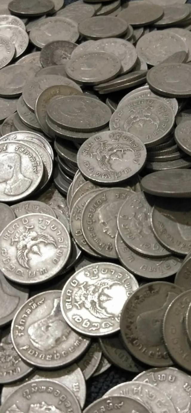 เหรียญครุซ 1 บาท ปี 2517