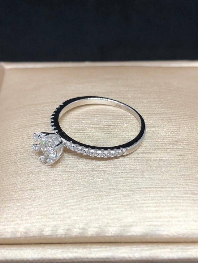 เพชรแท้ เพชรคัดสรร ร้านเราก็สามารถขึ้นตัวเรือนสั่งทำได้ ดีไซน์ทันสมัย ราคามิตรภาพ พร้อมใบรับรอง – ปุอามี่ Diamond Lap Rama2 (083-2469526) 2