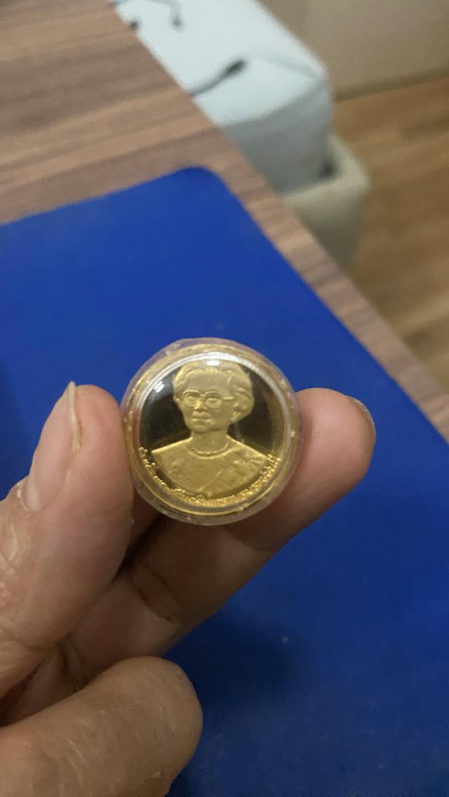 เหรียญที่ระลึกสมเด็จย่า health for all รูปที่ 3