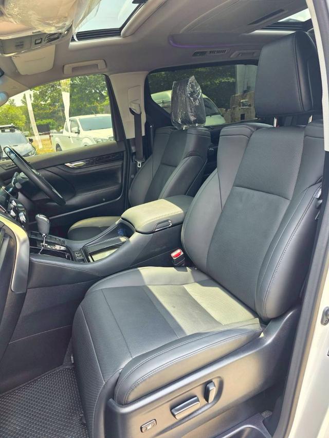 Toyota ALPHARD 2.5SC PACKAGE  สีขาว ปี 2023 ไมล์ 40,000 กม. รูปที่ 10
