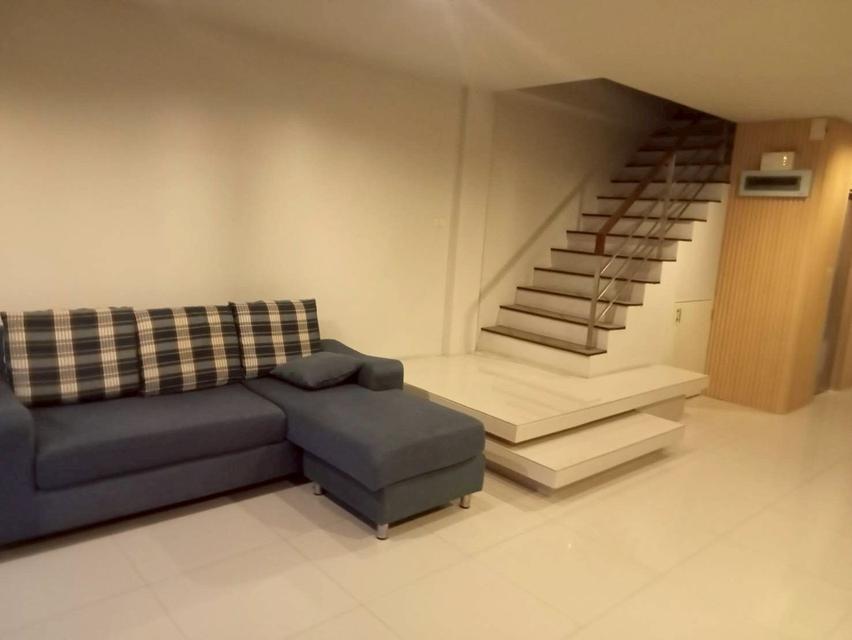 ให้เช่าทาวน์โฮม 3 ชั้น แกรนด์ ไอ-ดีไซน์ วิภาวดี เฟอร์ฯครบ พร้อมเข้าอยู่ ทำเลดีใกล้สนามบินดอนเมือง 8