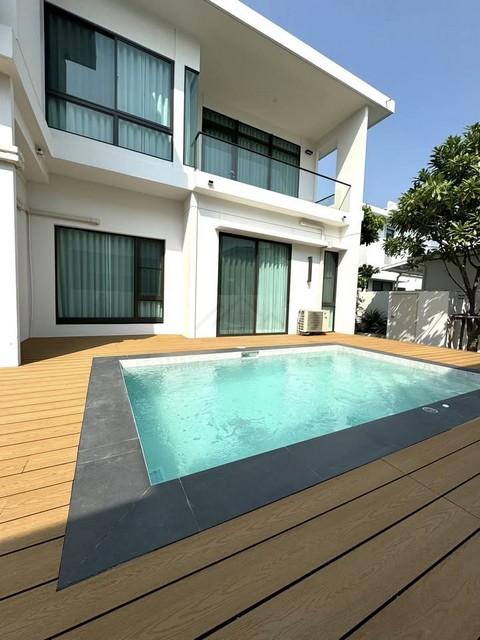ให้เช่าบ้านเดี่ยว Pool Villa 2 ชั้น 110 ตรว. โครงการมัณฑนา บางนา กม 15 MANTANA Bangna km 15 หลังใหญ่ติด Lake 2