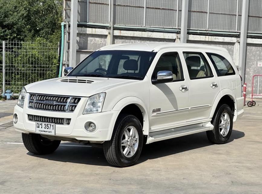 ISUZU MU-7 3.0 ขับ 2